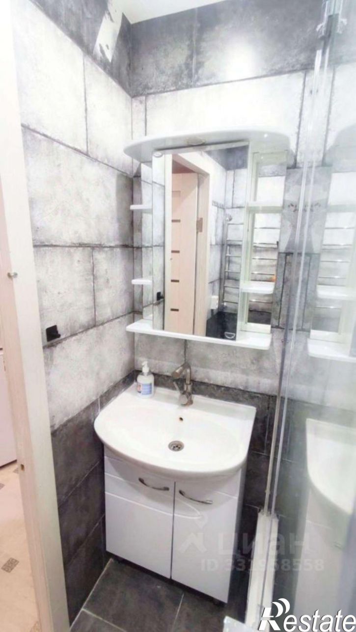 3-комн квартира ул Есенина, 44а,  д. 44а