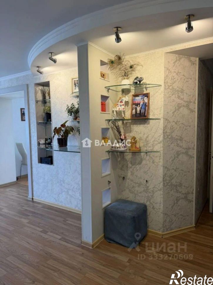 3-комн квартира ул Есенина, 32,  д. 32