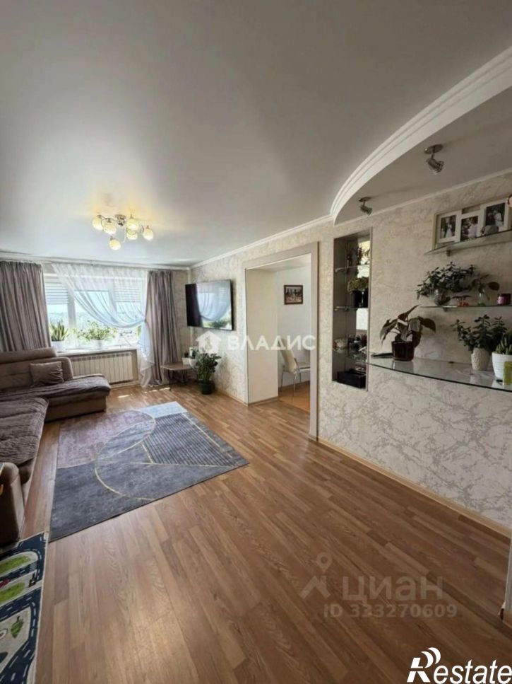 3-комн квартира ул Есенина, 32,  д. 32