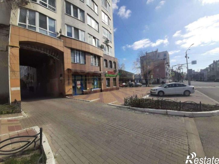 Торговое помещение пр-кт Славы, 36,  д. 36