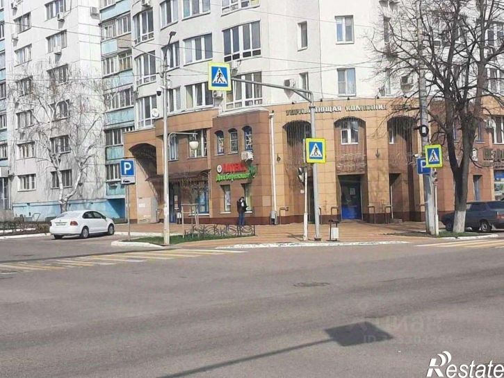 Торговое помещение пр-кт Славы, 36,  д. 36