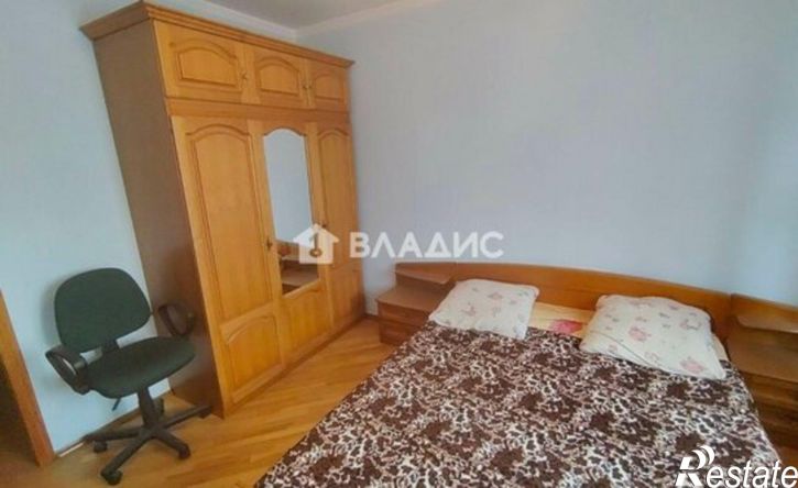 3-комн квартира б-р Юности, 7,  д. 7