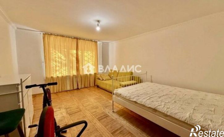3-комн квартира пр-кт Ватутина, 13Б,  д. 13Б