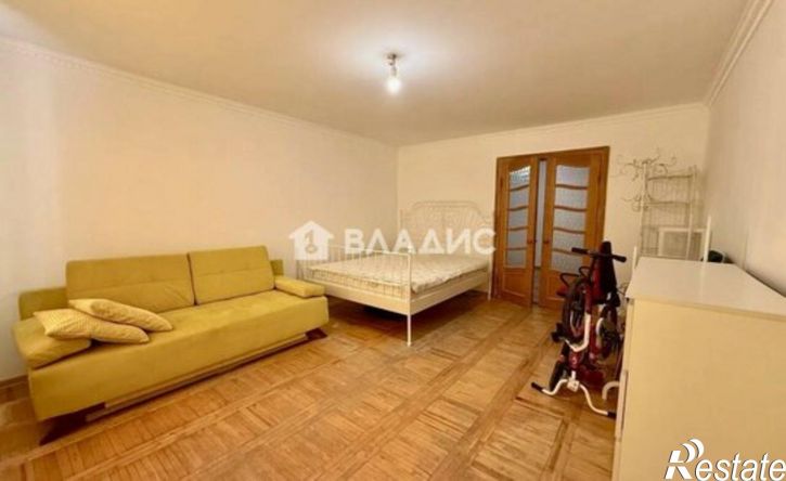 3-комн квартира пр-кт Ватутина, 13Б,  д. 13Б