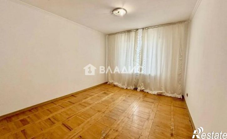 3-комн квартира пр-кт Ватутина, 13Б,  д. 13Б