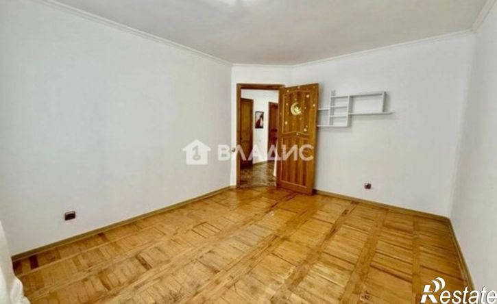 3-комн квартира пр-кт Ватутина, 13Б,  д. 13Б
