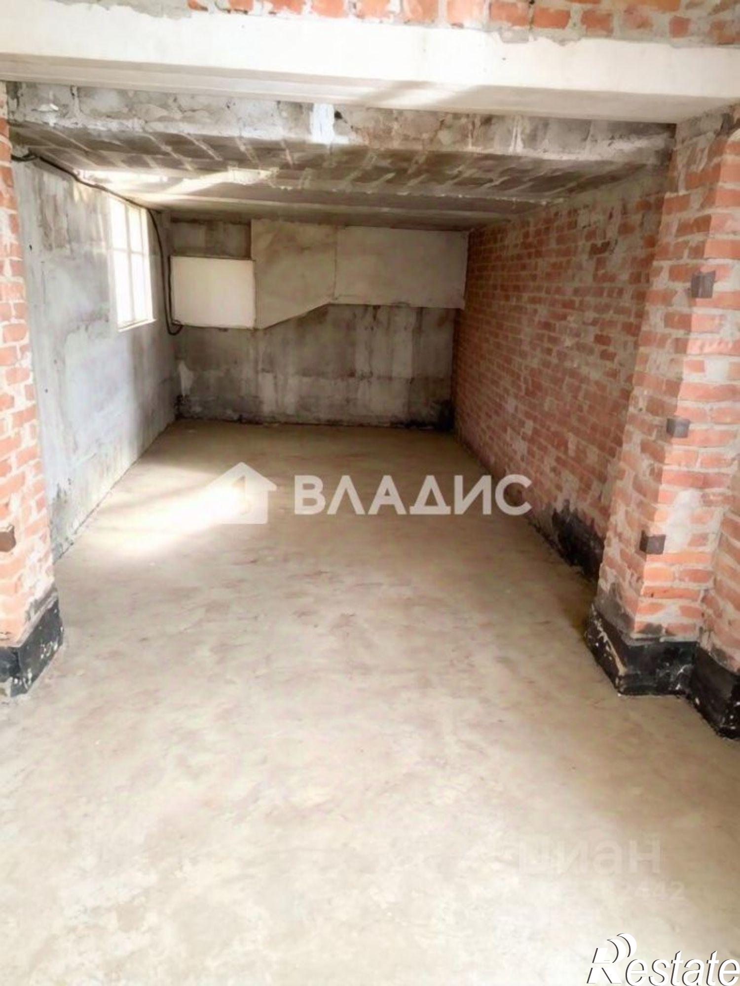 Купить гараж, место в паркинге за 824 441 рублей на ул Победы, 165