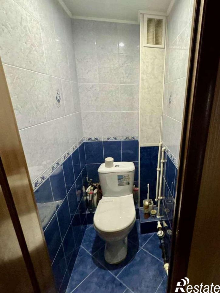3-комн квартира Есенина улица, 44А