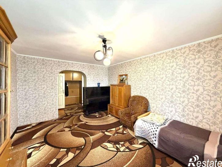 4-комн квартира Привольная улица, 11А