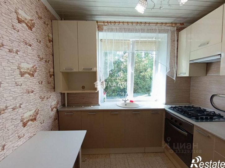 2-комн квартира ул Костюкова, 37,  д. 37