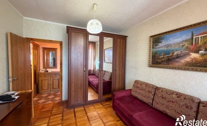 2-комн квартира пр-кт Славы, 90,  д. 90