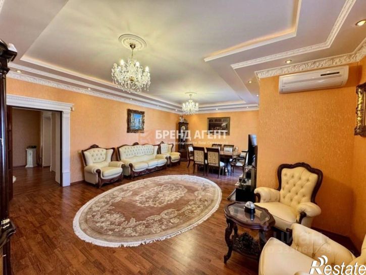 3-комн квартира ул Гостенская, 2а,  д. 2а