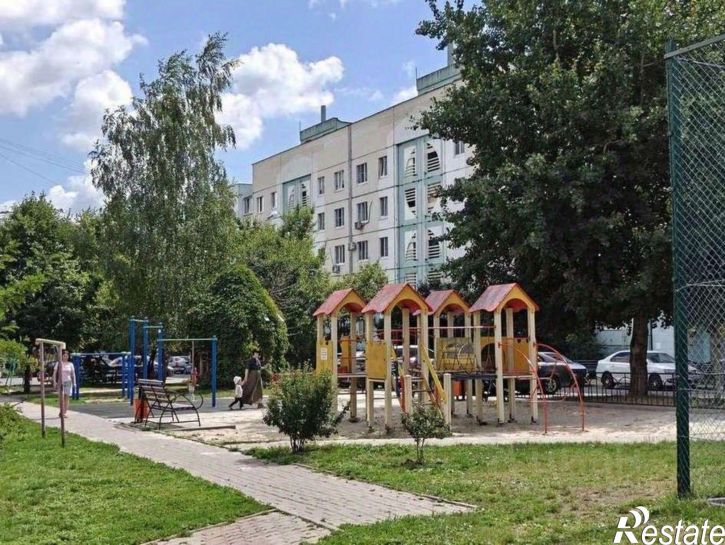1-комн квартира б-р Строителей, 18,  д. 18