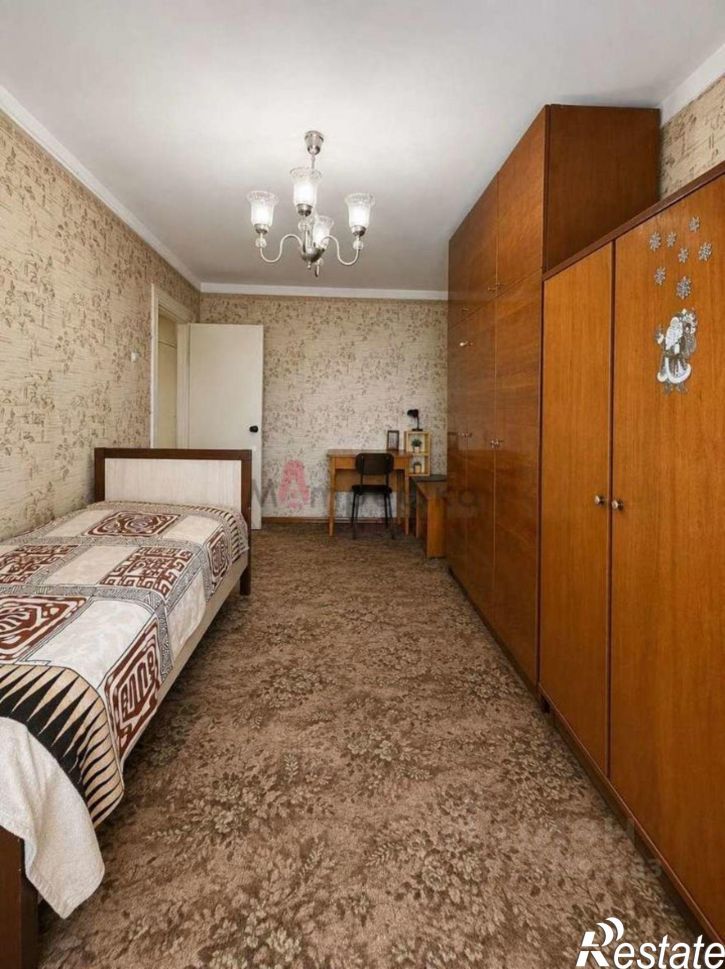 3-комн квартира ул 5 Августа, 28,  д. 28