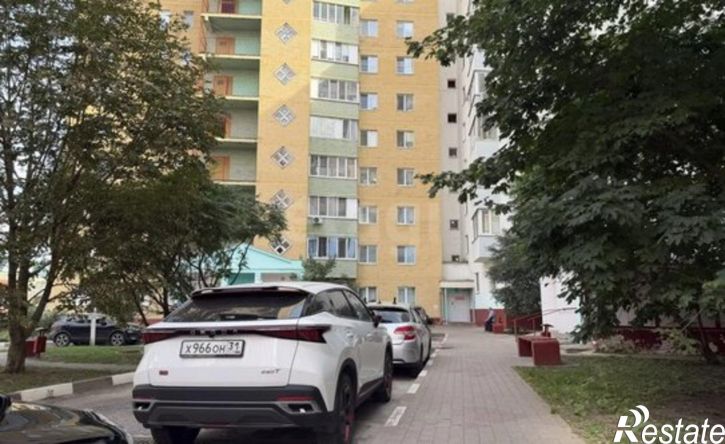 1-комн квартира ул Есенина, 8,  д. 8