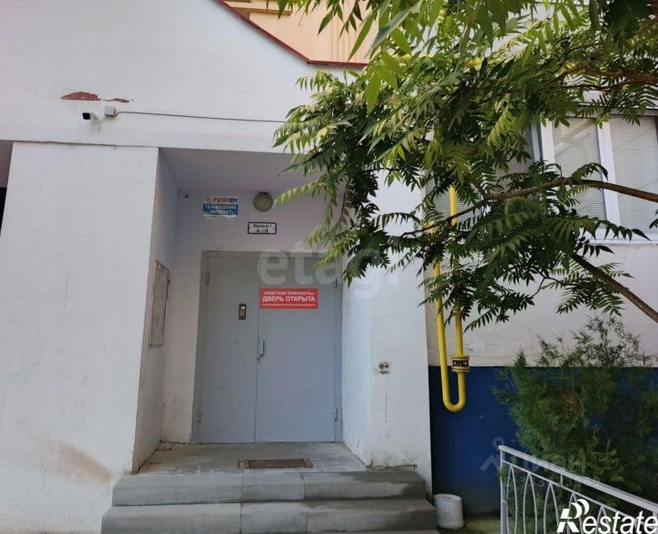 3-комн квартира б-р Юности, 45,  д. 45