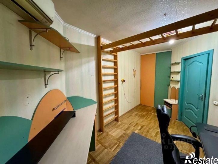 3-комн квартира ул Белгородского полка, 65,  д. 65