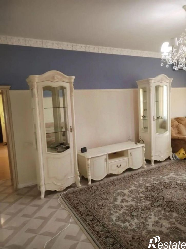 3-комн квартира Народный б-р, 36,  д. 36