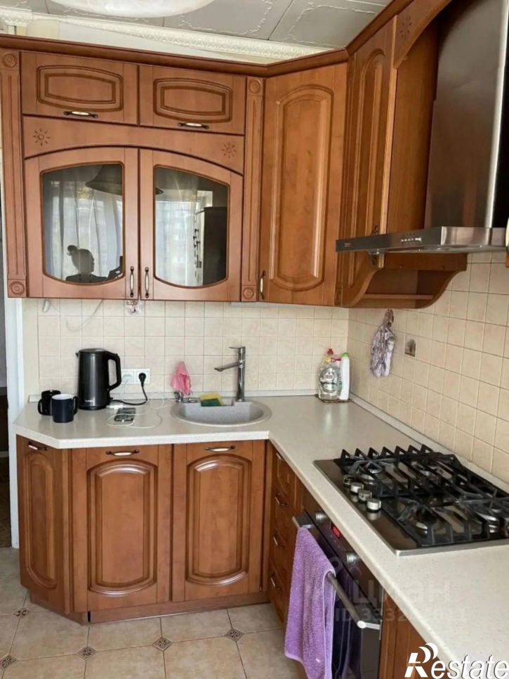 4-комн квартира ул 60 лет Октября, 1,  д. 1