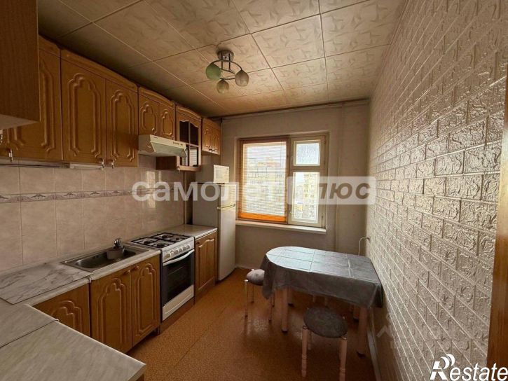 4-комн квартира ул 60 лет Октября, 1,  д. 1