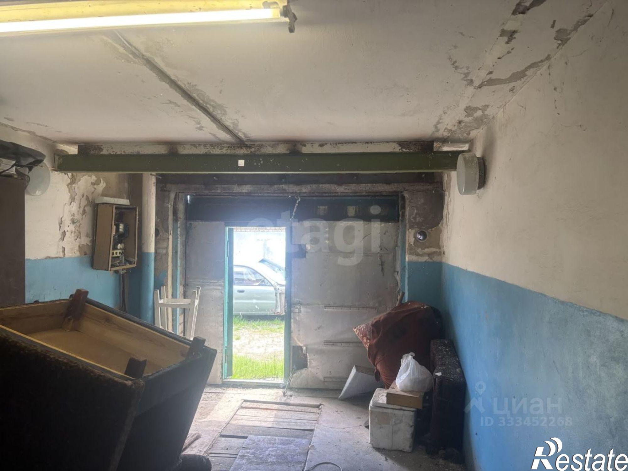 Купить гараж, место в паркинге за 300 014 рублей