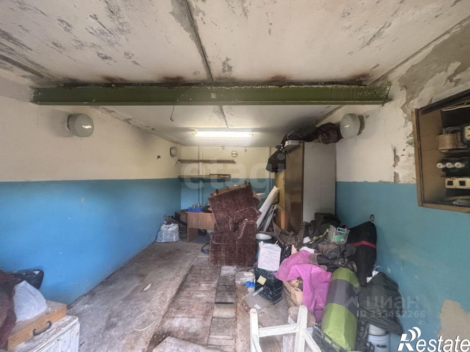 Купить гараж, место в паркинге за 300 014 рублей