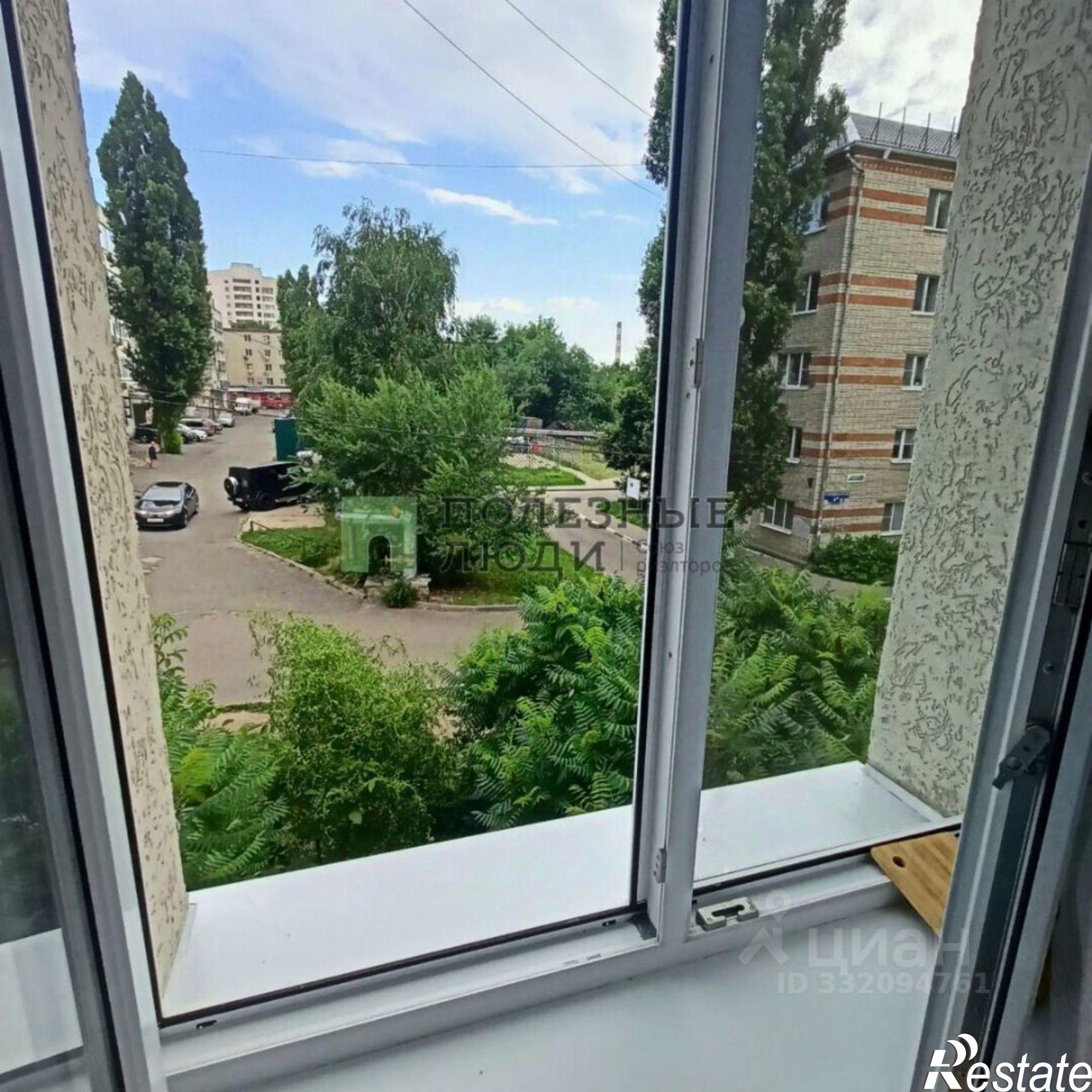 Купить комнату за 2 300 000 рублей на пр-кт Б.Хмельницкого, 133