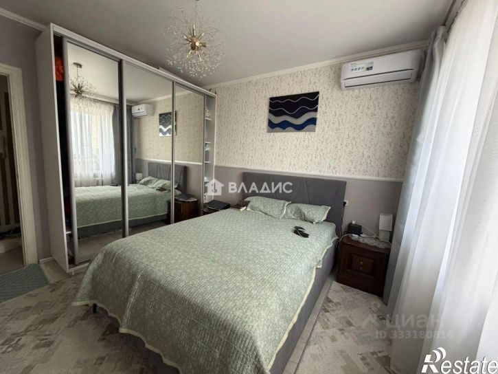 2-комн квартира ул 60 лет Октября, 5,  д. 5