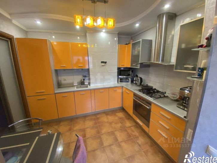 3-комн квартира ул Есенина, 46а,  д. 46а