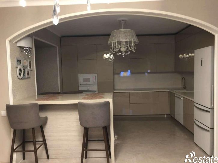 3-комн квартира Народный бульвар, 34