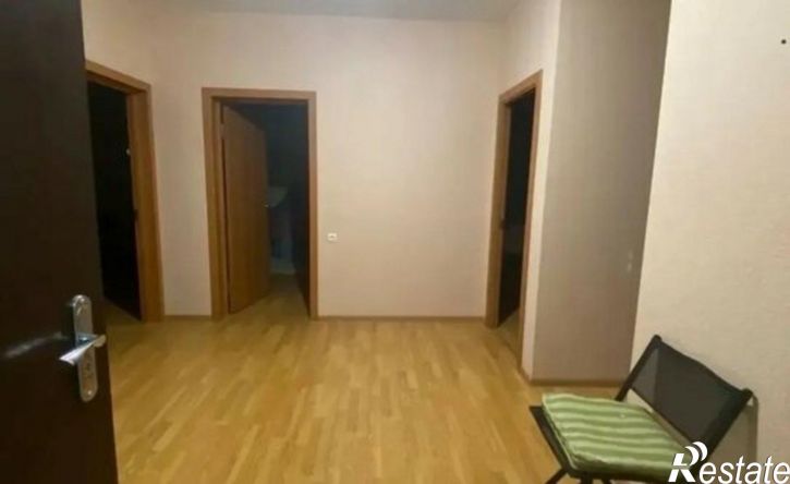 3-комн квартира улица Макаренко, 24,  д. 24