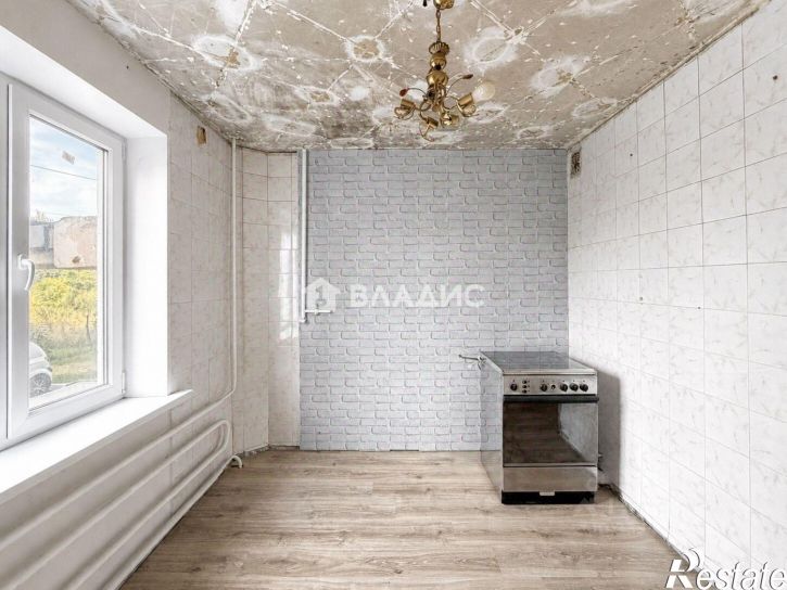 2-комн квартира улица Челюскинцев, 56,  д. 56