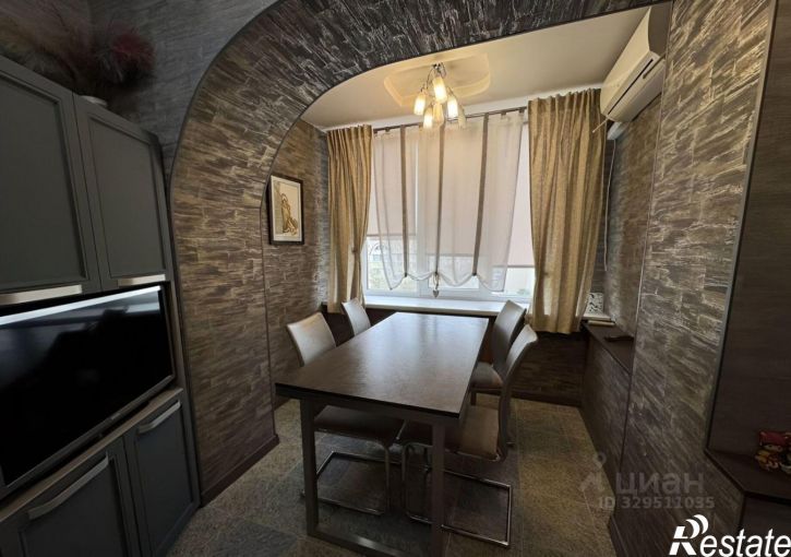 3-комн квартира проспект Славы, 39,  д. 39