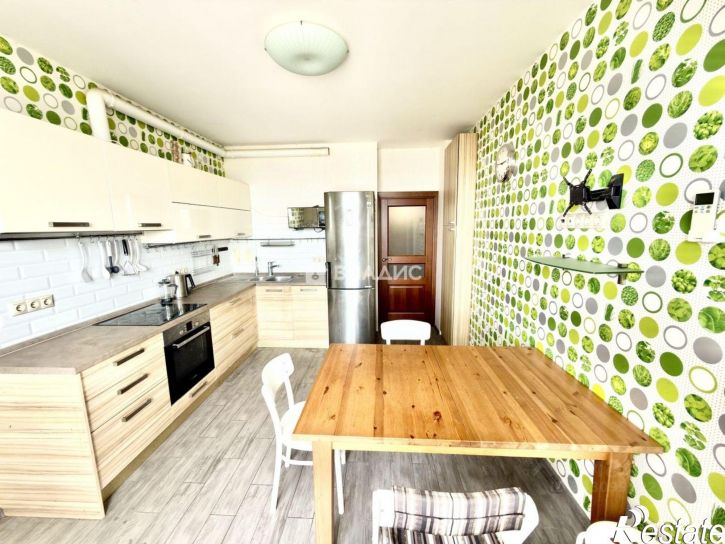 2-комн квартира улица Костюкова, 11В,  д. 11В