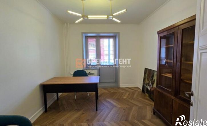 3-комн квартира улица Горького, 52Б,  д. 52Б