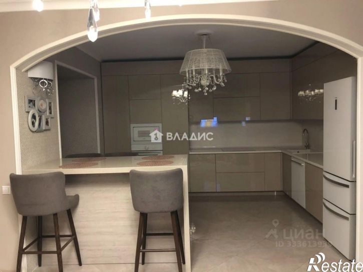 3-комн квартира Народный бульвар, 32,  д. 32