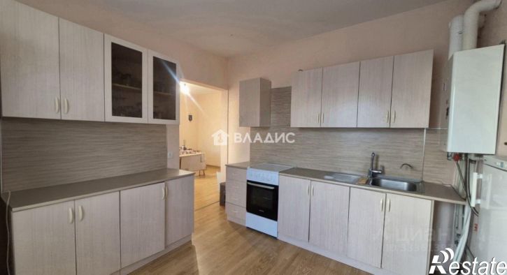 4-комн квартира улица Газовиков, 9,  д. 9
