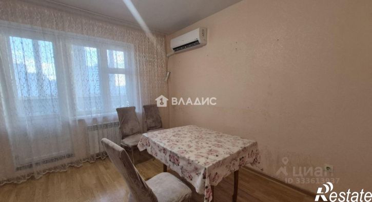 4-комн квартира улица Газовиков, 9,  д. 9
