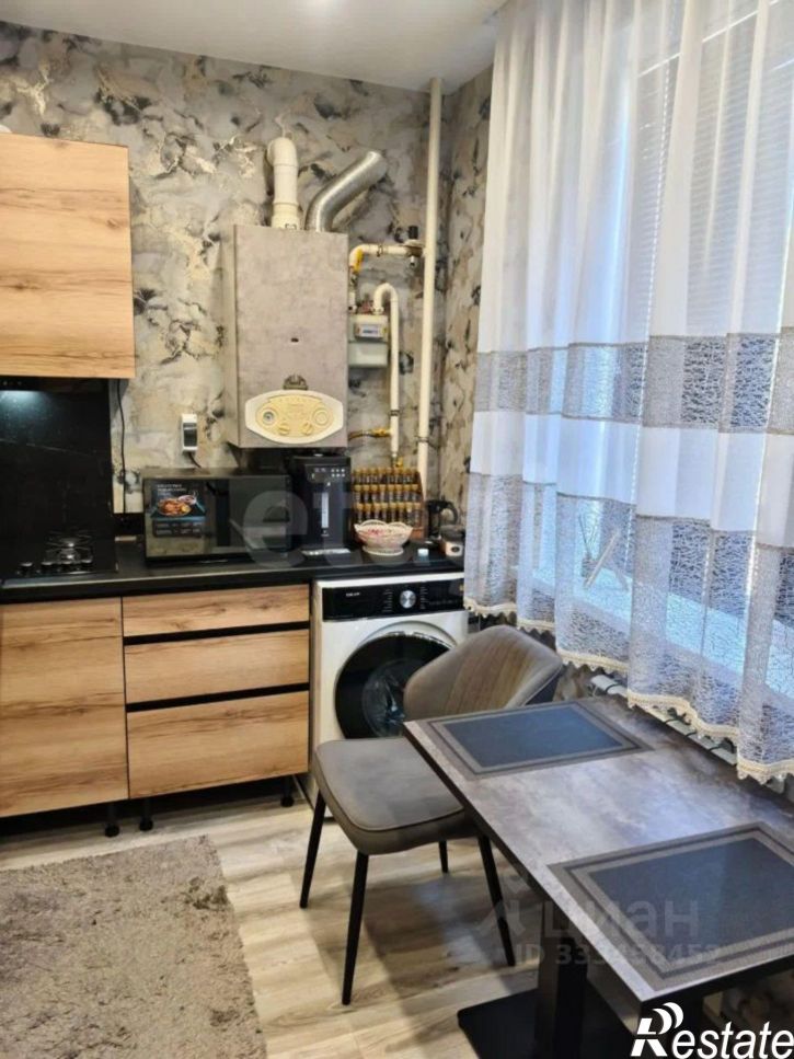 1-комн квартира улица Виктора Лосева, 19Б,  д. 19Б