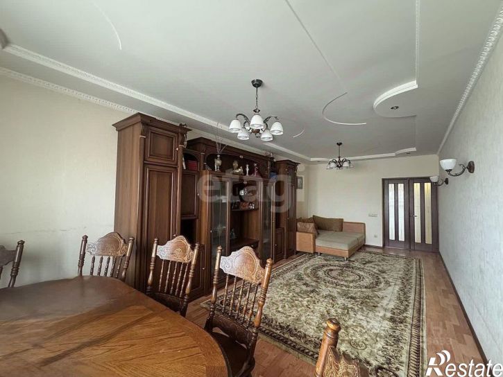 3-комн квартира ул 5 Августа, 31,  д. 31
