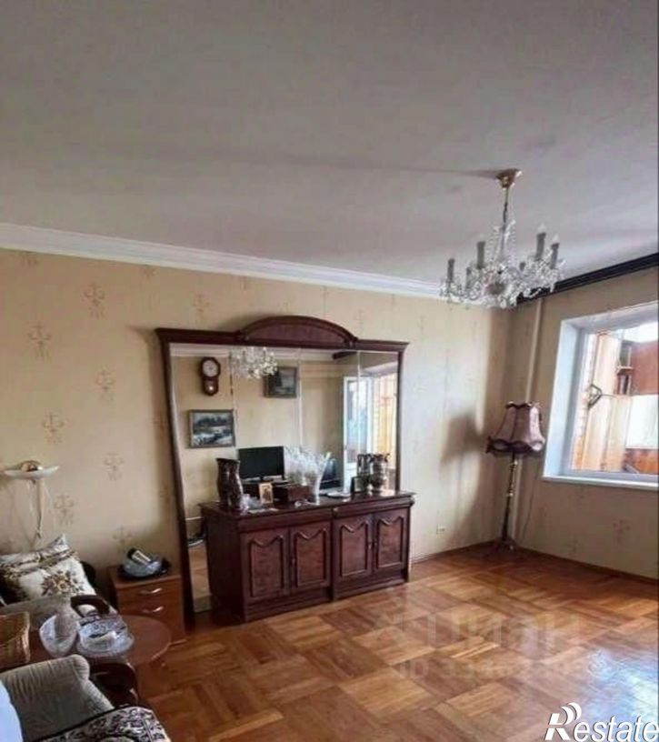 3-комн квартира улица Победы, 83,  д. 83