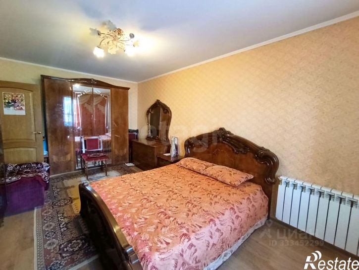 3-комн квартира улица Белгородского Полка, 33,  д. 33