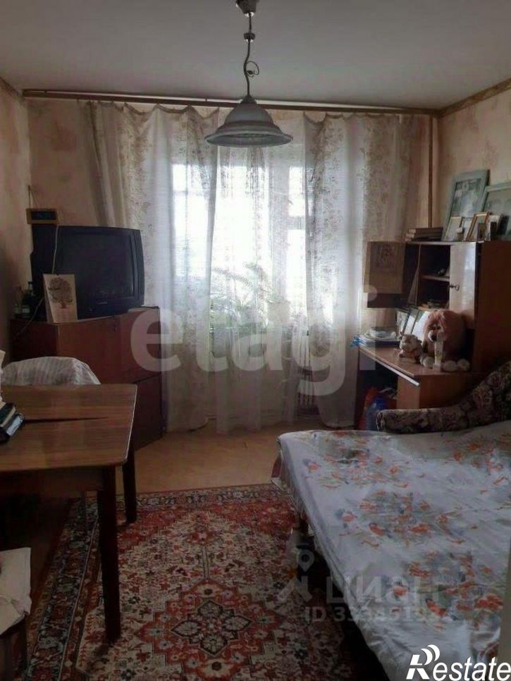 4-комн квартира улица Конева, 7,  д. 7