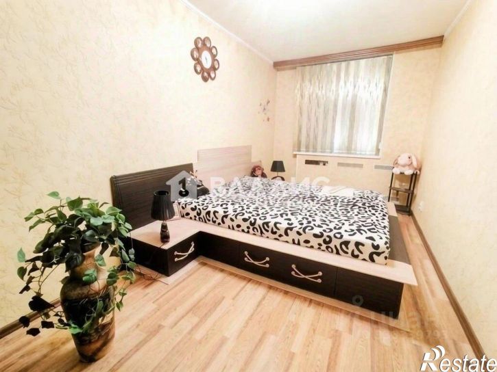 3-комн квартира улица Макаренко, 4А,  д. 4А