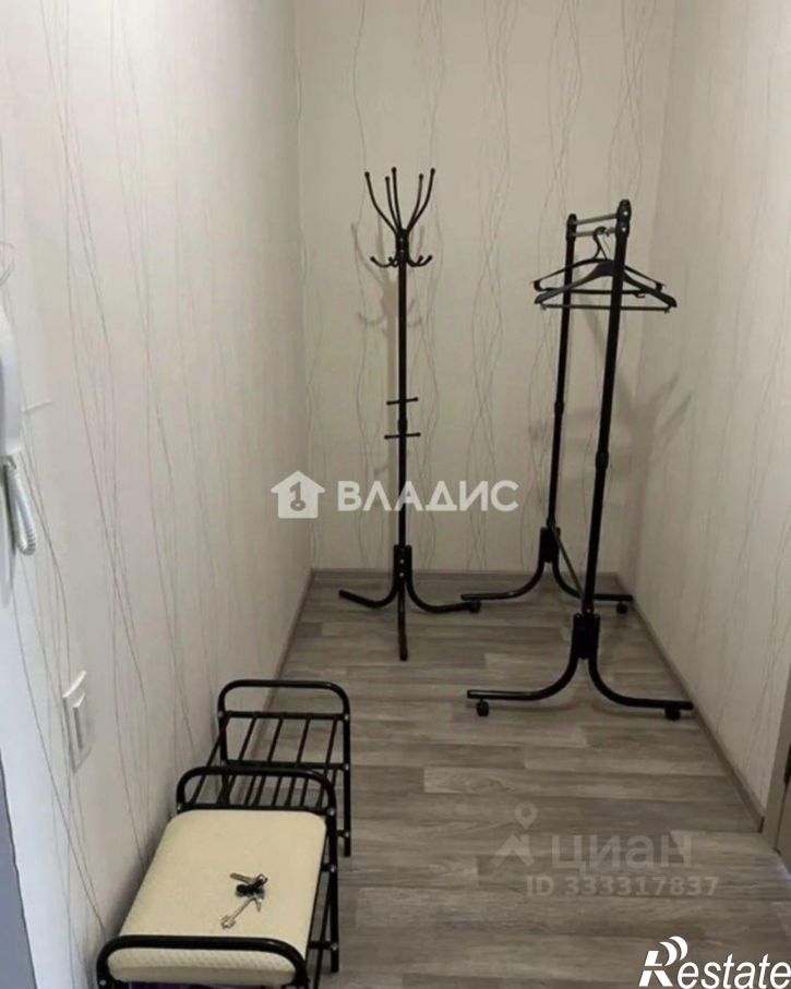 1-комн квартира улица 3 Интернационала, 25,  д. 25