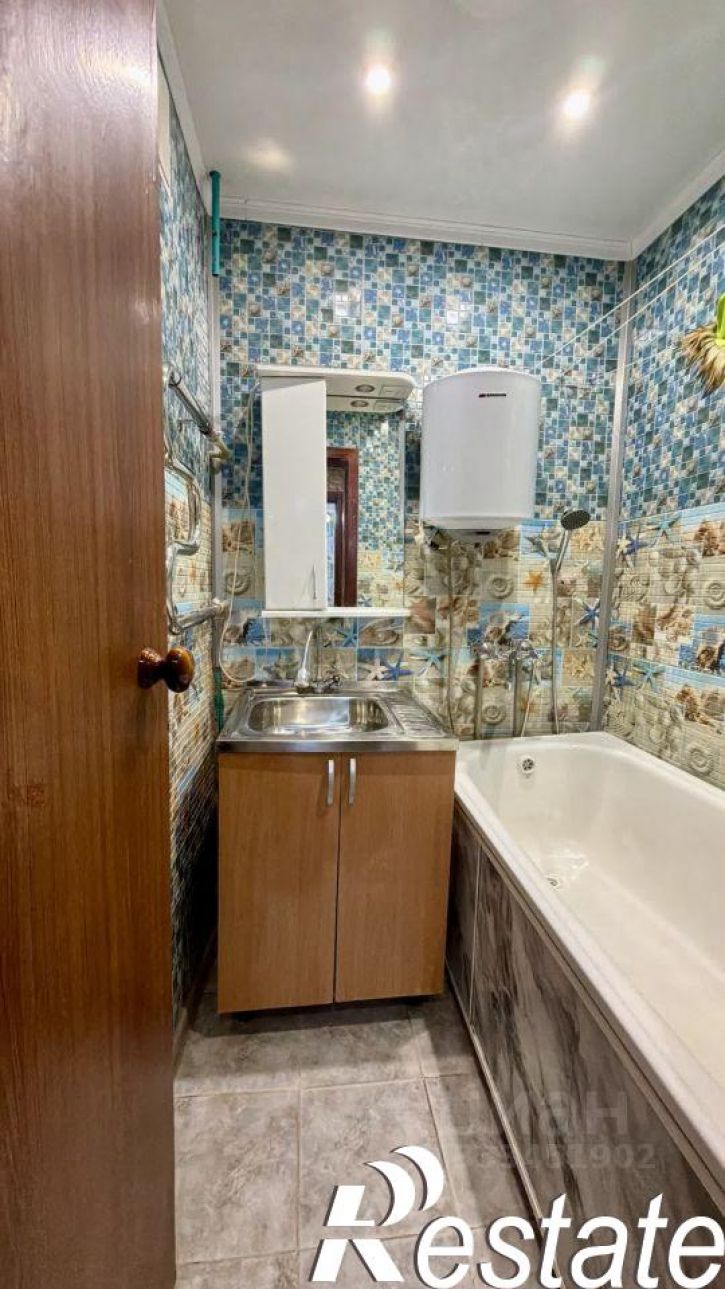 2-комн квартира Студенческая улица, 12,  д. 12