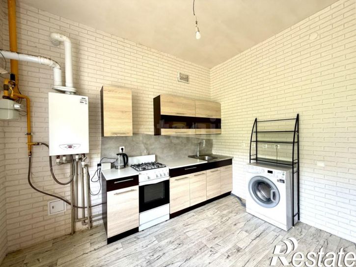 2-комн квартира Донецкая улица, 83А,  д. 83А