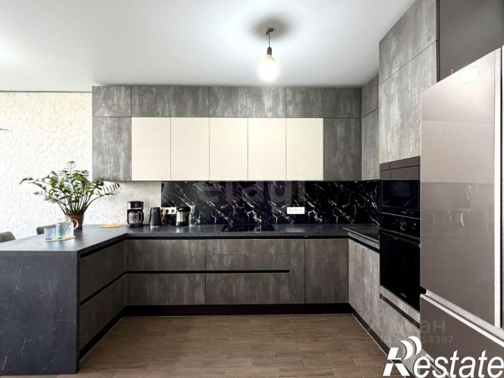 3-комн квартира улица Есенина, 9 к2,  д. 9 к2