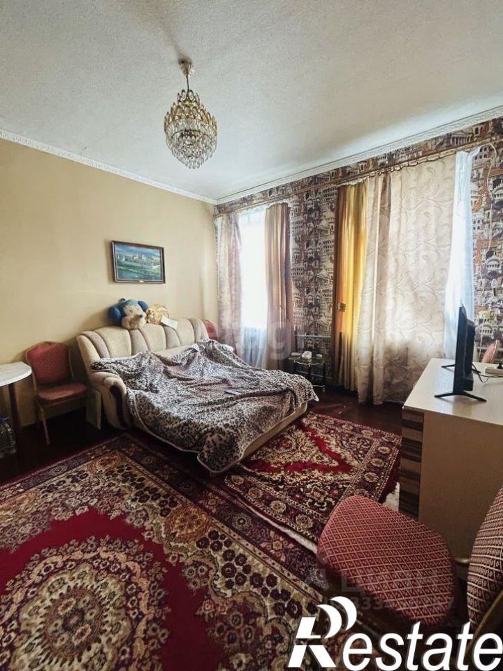 3-комн квартира Узенькая улица, 13,  д. 13