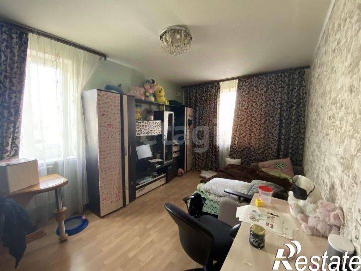 3-комн квартира Большетроицкая улица, 30,  д. 30